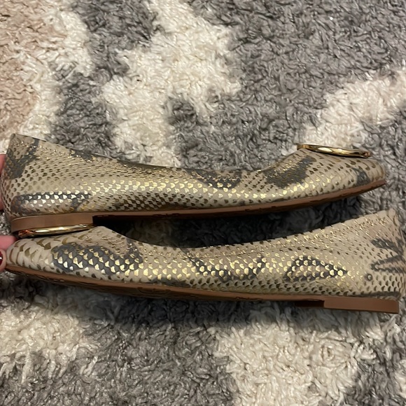 Tory Burch Gold/Beige Python Print Leather Reva Ballet Flats - Picture 6 of 8